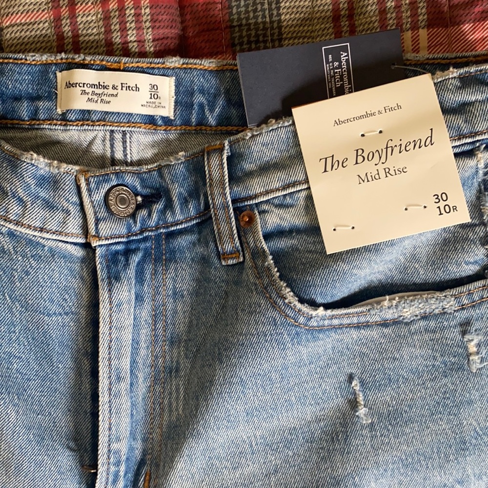 Abercrombie and Fitch Mid Rise Boyfriend Jeans
